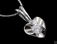 0.10ct Diamond 18K White Gold Dropdown Heart Pendant with Chain 0.10ct Diamond 18K White Gold Dropdown Heart Pendant with Chain